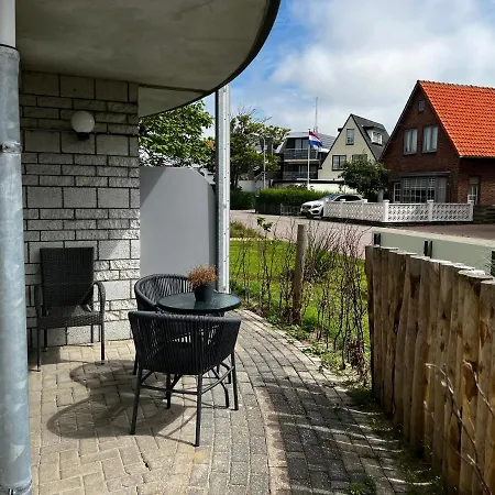 아파트 Texelheerlijk 10 *